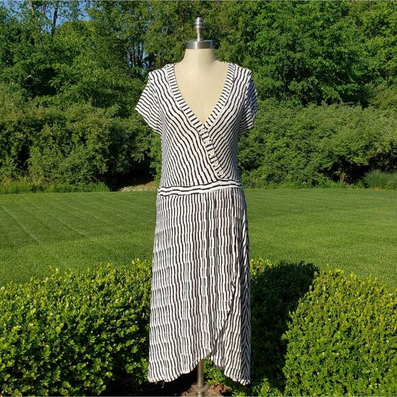 Anthropologie Dresses & Skirts - Anthropologie Maeve Paladino Textured Dress